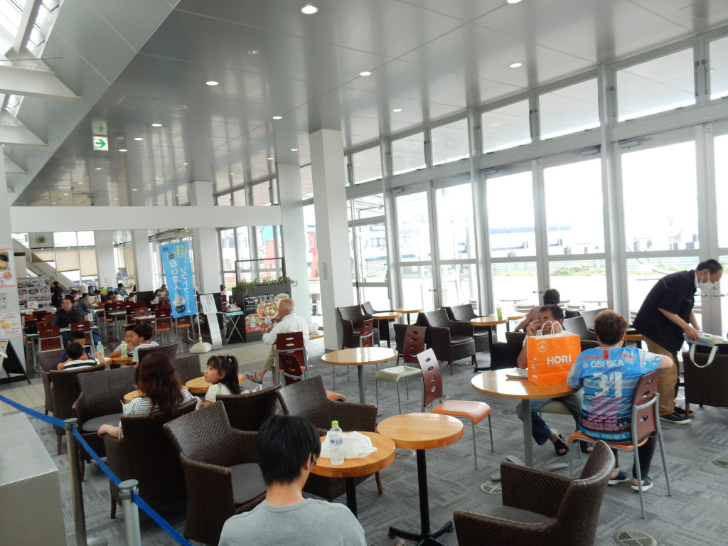 函館フェリーターミナルの食事